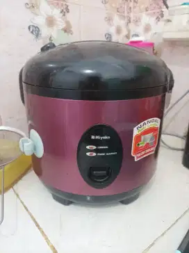 Magic com magic jar miyako 1.8liter baru pakai 1 tahun