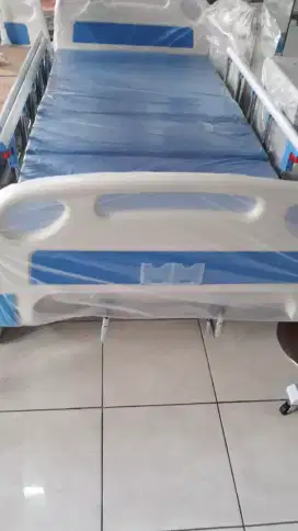 Bed rumah sakit untuk di rumah juga bisa
