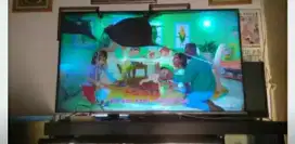 Smart tv 55 inc lcd pecah tapi masih bisa ditonton