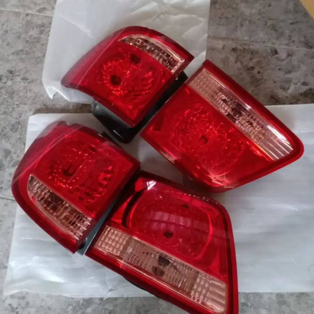 Stop lamp fortuner 2009