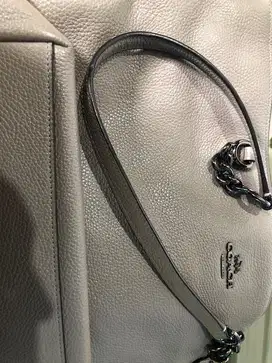 Dijual cepat Shoulder Bag Wanita Coach