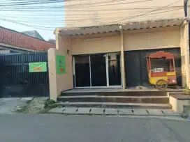 Mengurus Kos, dan peliharaan