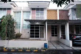 RUMAH DI KARAWANG DEKAT KAWASAN INDUSTRI