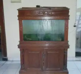 Dijual Aquarium lengkap dgn lemari (Bandung)