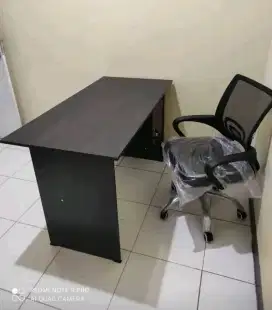 MEJA KANTOR + KURSI PUTAR TANGAN