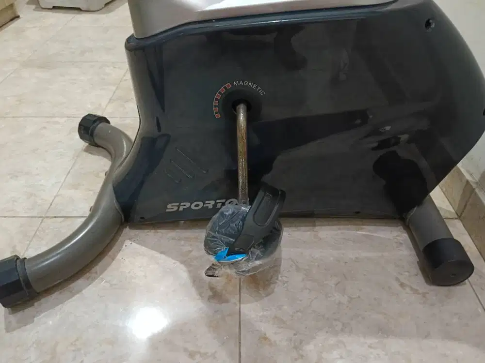 Sepeda Statis merk SPORTOP kokoh kuat