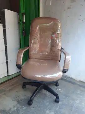 Kursi direktur terbaru(baru)