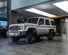 TOYOTA LAND CRUISER 70 LX - SILVER 2024