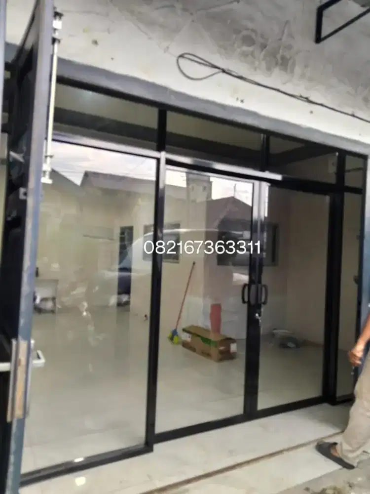 PINTU KACA ,SEKAT ,PARTISI,JENDELA ALUMINIUM UPVC