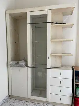Lemari Penyekat / Divider Ruang Tamu Merk Pro Design