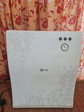 LG Air Purifier (Pemurni Udara) PS-R200WC (Bekas)