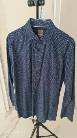 Kemeja Pria WOOD size M