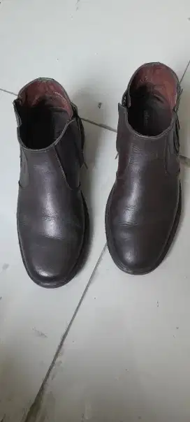 Sepatu Boots OBERMAIN uk 39