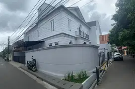 Dijual rumah mewah + kos kosan 7 kamar