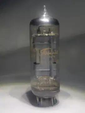 5A6  Toshiba tube  Japan HIGHT QUALITY  VINTAGE RADIO AMPLIFIER ECT