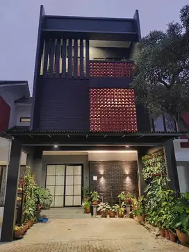 Jual Cepat Rumah 3.5Lantai Bangunan Mandiri  Di Graha Raya Bintaro