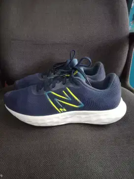 D jual sepatu NB size 44