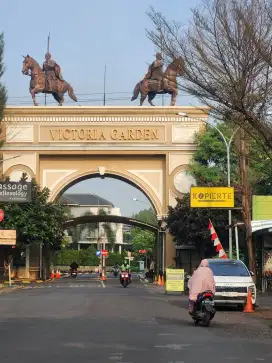 Rumah 2 lt sudah renov di Grand Galaxy City  Bekasi