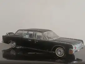 Die Cast 1961 Lincoln  Quick Fix