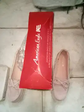 Preloved size 37