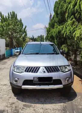 pajero gls manual 2012
