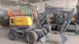 Excavator 4 TON, HWL 40 (Wheeled)