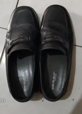 Sepatu kulit merk pakalolo origina