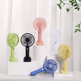 Kipas Angin Kecil Mini Fan USB Charge cas portable / kipas lipat charg