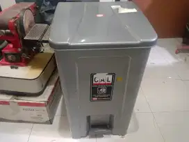 Tempat Sampah Merk Shinpo Jumbo 70 liter