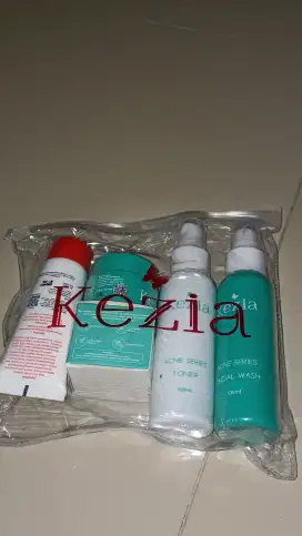 Paket Kezia Acne Package Series