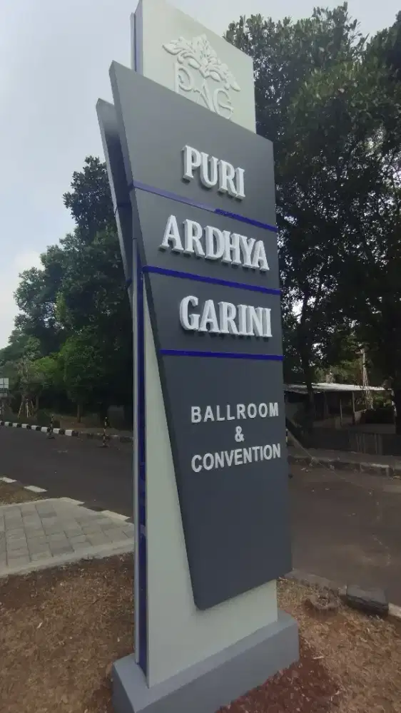 Pylon acp / acrylik led / reklame