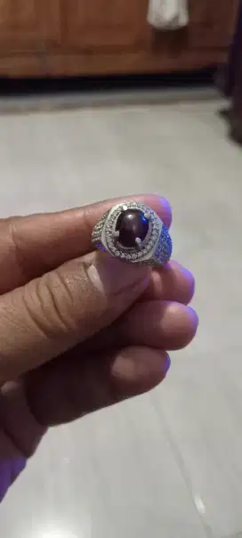 Cincin Ruby Red Pegeon