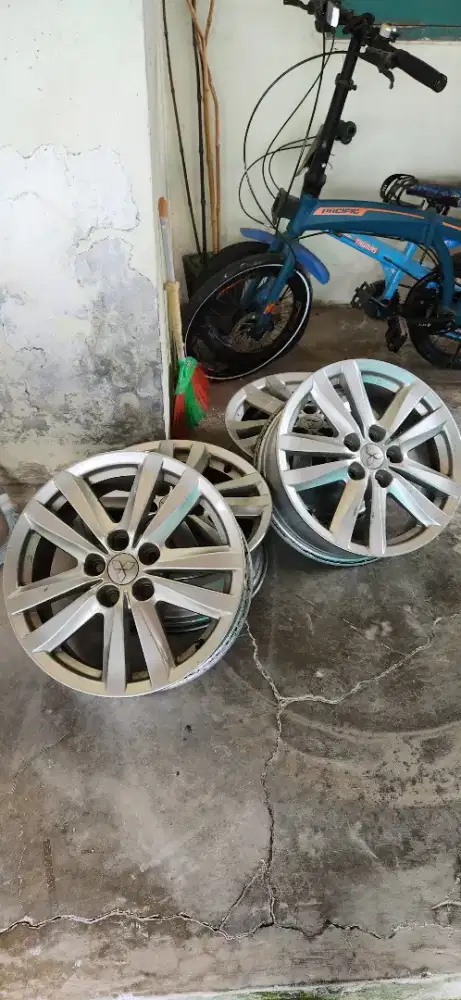 Velg Original Mitsubishi Outlander