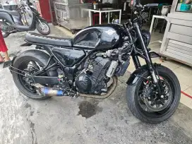 Motor kawasaki Z250 2 silinder scrambler 250cc