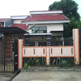 Dikontrakkan Rumah minimalis 2 lantai