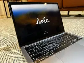 Macbook Pro 13 inci 2020 i5 ram 16 ssd 256gb