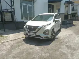 Like New - NISSAN LIVINA 1.5 VL BENSIN A/T 2019 PUTIH