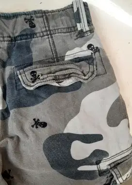 Anak GAP Short Pant Camo Sz 6 Th
100% ORIGINAL