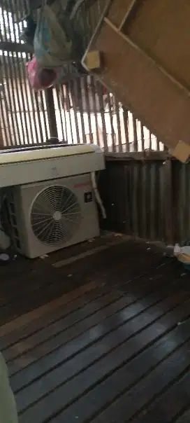 Beli AC bekas segala merk