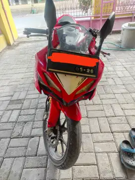 HONDA CBR 150R 2021