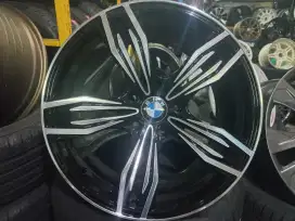 Velg BMW  Ring 18 pcd 5×120 Lebar 8.5 offset 35.velg impor