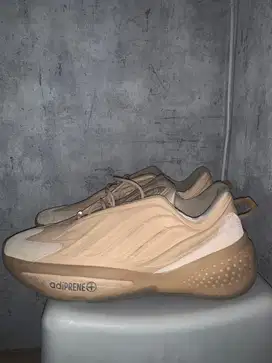 Sepatu Adidas Ozrah Pale Nude GX3240 Size 46 2/3 (30cm) second bekas