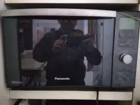 Microwave Panasonic NN-DF383B