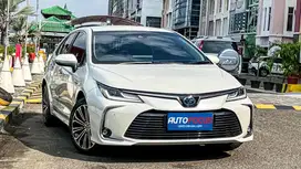 Toyota Corolla Altis Hybrid 2019 Low Km