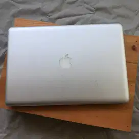 MacbookPro 15 inc 2012 MD103 Core i7 Ram16gb terawat cukup mulus