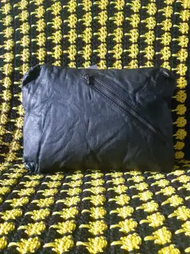 Hand bag/ clutch pria/unisex preloved tjap karoeng