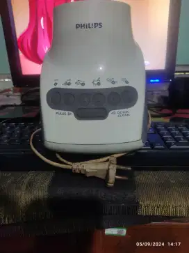 Blender Philips HR2115