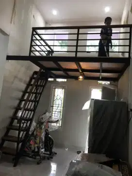 Mezzanine indor besi holo kuat  murah