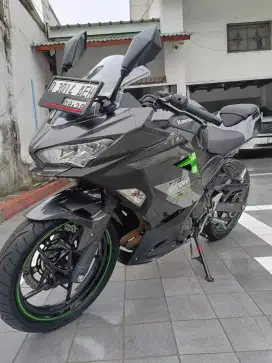 Kawasaki ninja 250 fi 2023