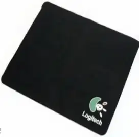 MOUSEPAD TULISAN LOGITECH